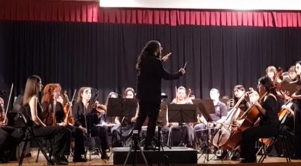 Καλαμαριά: «Μήνυμα δικαιοσύνης» – Συναυλία ρέκβιεμ στη μνήμη των θυμάτων των Τεμπών