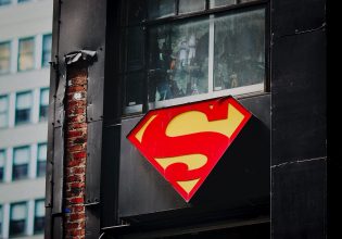 Ξεκίνησαν τα γυρίσματα της ταινίας «Superman» – Ποιος είναι ο νέος υπερήρωας της DC