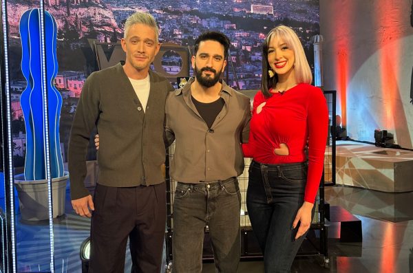 Ο Θεοχάρης Ιωαννίδης υποδέχεται τον Διονύση Ατζαράκη στο «Night Out»