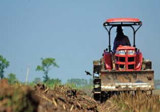 Πιερία: Σκοτώθηκε 70χρονος όταν τον καταπλάκωσε το τρακτέρ που οδηγούσε