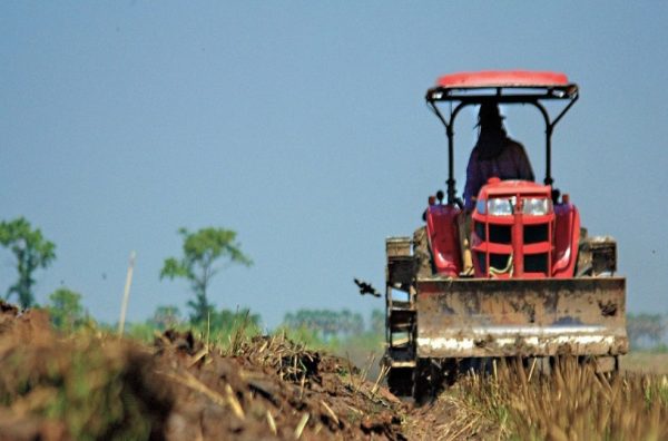 Πιερία: Σκοτώθηκε 70χρονος όταν τον καταπλάκωσε το τρακτέρ που οδηγούσε