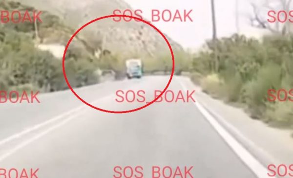 Κρήτη: Καρέ καρέ η στιγμή τροχαίου στα Χανιά – Δείτε το βίντεο