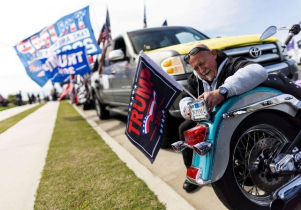 ΗΠΑ: Ο Τραμπ κερδίζει στις 10 από τις 15 πολιτείες της Σούπερ Τρίτης