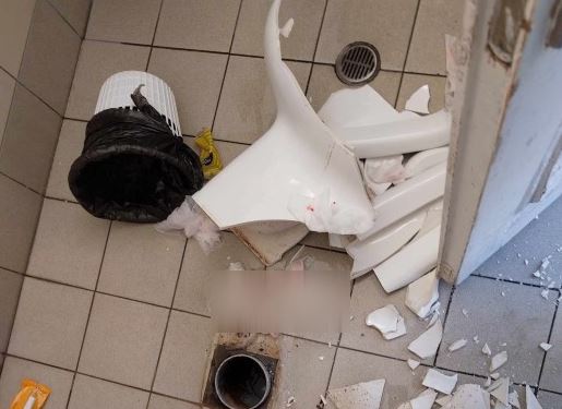 Βόλος: Έσπασε η τουαλέτα του ΟΣΕ και επιβάτιδα αντί να ταξιδέψει κατέληξε στο νοσοκομείο