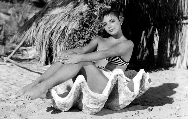 Τη μέρα που η Μέριλιν Μονρόε προειδοποίησε την Τζόαν Κόλινς για τους «λύκους του Χόλιγουντ»