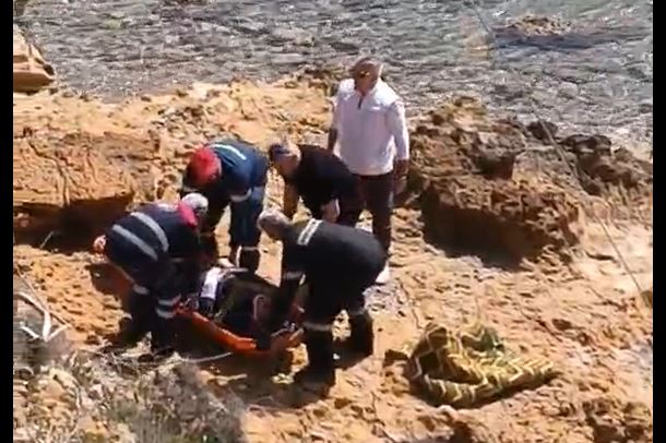 Chios: A city councilor struggles to stay alive – he falls off a cliff