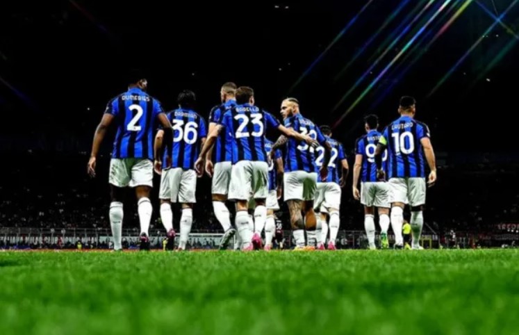 Παιχταρά της Ίντερ «κυνηγούν» Μάντσεστερ Γιουνάιτεντ και Τσέλσι