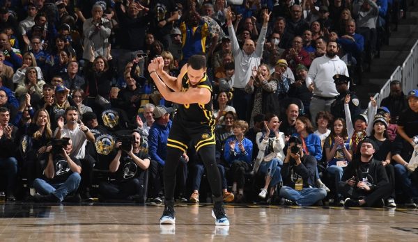 Γουόριορς – Μπακς 125-90: Έπεσαν αμαχητί οι Μπακς στην επιστροφή του Γιάννη