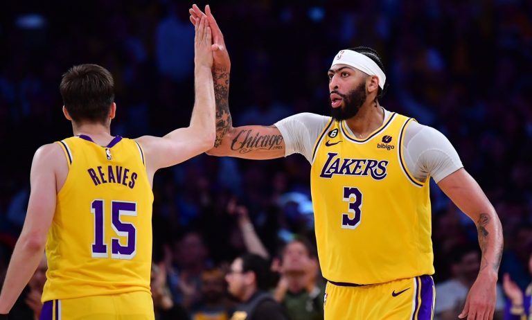 Μπακς – Λέικερς 124-128: Πέρασαν οι Λέικερς με κορυφαίο Ντέιβις, παρά το triple-double του Αντετοκούνμπο