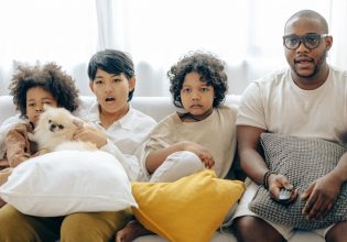 Τι βλέπουν οι σκύλοι στην τηλεόραση;