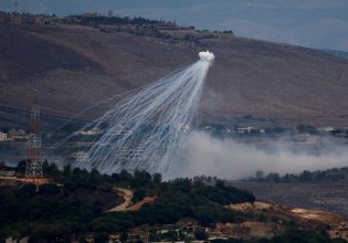 Πολιτικός «πόλεμος» για τα καπνογόνα βλήματα λευκού φωσφόρου με τελικό προορισμό την Ουκρανία