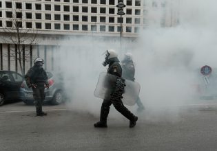 Υποκλοπές, αστυνομική βία, ρατσισμός και pushbacks – Έκθεση «κόλαφος» της Διεθνούς Αμνηστίας για την Ελλάδα