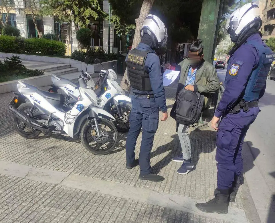 ΕΛ.ΑΣ.: 57 συλλήψεις στο ιστορικό κέντρο της Αθήνας για την αντιμετώπιση της παραβατικότητας