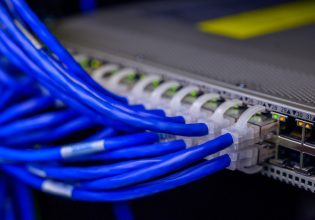 Χάκερ παραβίασαν συσκευές της Cisco για να κατασκοπεύουν κυβερνητικές συσκέψεις