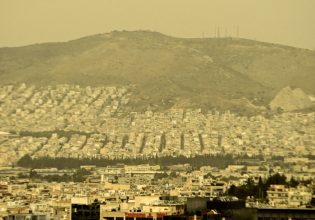 Αφρικανική σκόνη: Αποπνικτική ατμόσφαιρα στην Αθήνα – «Καμπανάκι» από τους πνευμολογόγους
