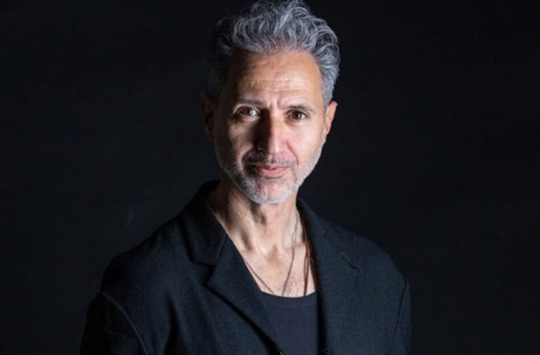 Δημήτρης Κόκοτας: Ξεσπά η αδερφή του τραγουδιστή – «Θα πρέπει να σέβεστε…δεν ισχύει τίποτα από όλα αυτά»