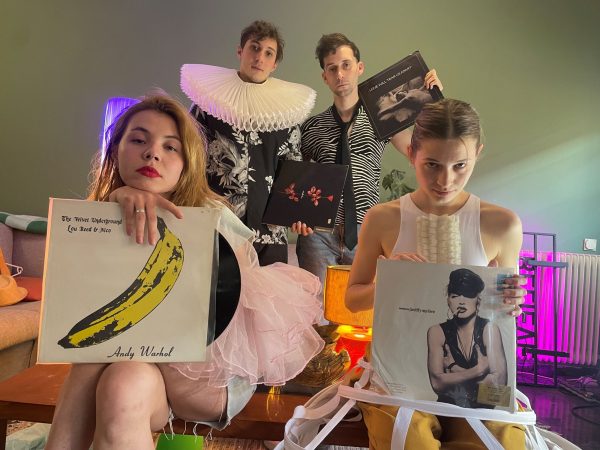 «I am falling in love – Εκδοχές πάνω στη Δωδέκατη Νύχτα»: Πειραγμένος Σαίξπηρ στο Δημοτικό Θέατρο Πειραιά