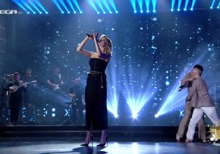 Η Κατερίνα Λιόλιου εντυπωσιάζει ερμηνεύοντας το τραγούδι «Νοικιάστηκε» στο Σπίτι με το MEGA