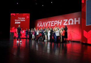 Ξεκινά τη ναυτική περιοδεία ο Στέφανος Κασσελάκης – Πρώτη στάση η Σύρος