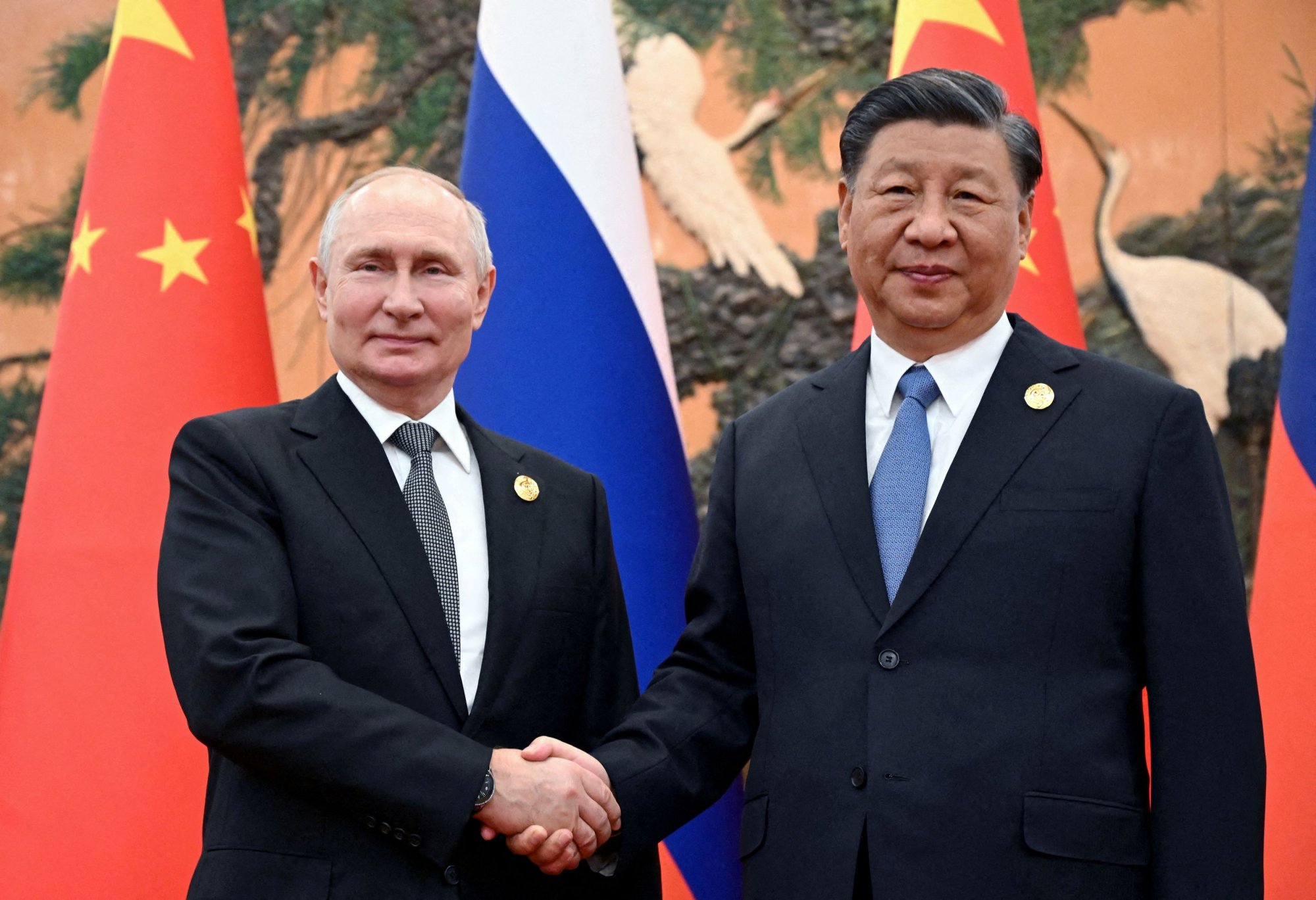ΗΠΑ: Η Κίνα βοηθά τη Ρωσία να πραγματοποιήσει «τη μεγαλύτερη στρατιωτική της ανάπτυξη από τη σοβιετική εποχή»