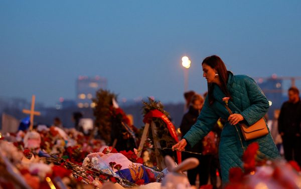 Βλαντιμίρ Πούτιν: Θα φτάσουμε οπωσδήποτε σε εκείνους που έδωσαν την εντολή για την πολύνεκρη επίθεση στη Μόσχα