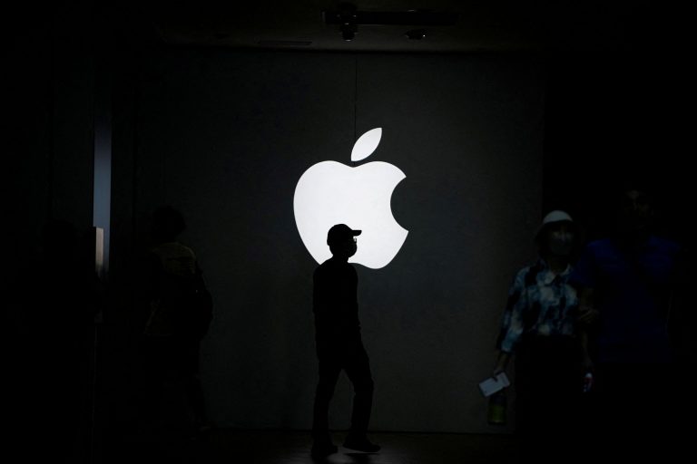 Apple: Συνομιλίες και με την OpenAI για τεχνητή νοημοσύνη στο iPhone