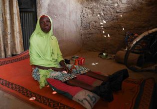 Νιγηρία: Διασώθηκε μία από τις μαθήτριες που είχε απαχθεί από τζιχαντιστές της Μπόκο Χαράμ