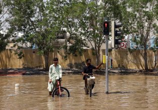 Ντουμπάι: Προβλήματα στο αεροδρόμιο μετά την κακοκαιρία – Τέσσερις νεκροί στα Ηνωμένα Αραβικά Εμιράτα
