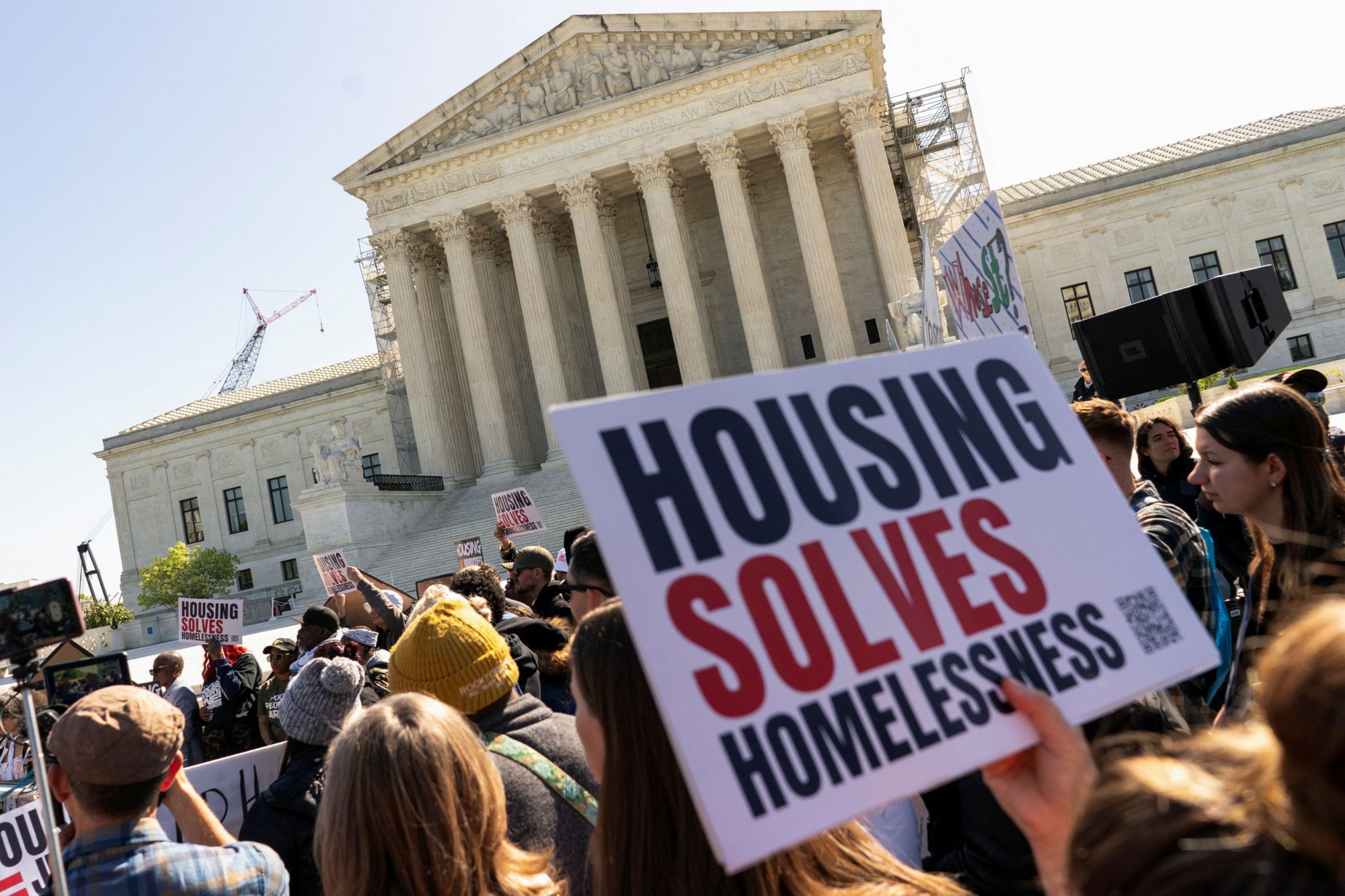 ΗΠΑ: Στο Ανώτατο Δικαστήριο η κρίση στέγης - Είναι αξιόποινη η αστεγία;