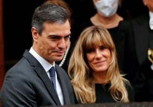 Ισπανία: Ο πρωθυπουργός Σάντσεθ πρόκειται να ανακοινώσει αν θα παραμείνει ή θα παραιτηθεί