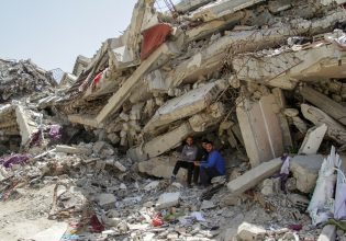 Γάζα: Τριάντα επτά εκατομμύρια τόνοι συντριμμιών πνίγουν την πόλη – «Θα χρειαστούν 14 χρόνια για να απομακρυνθούν»