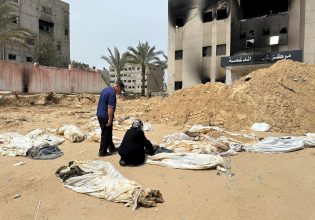 Live: Η Χαμάς μελετά την πρόταση εκεχειρίας του Ισραήλ τη στιγμή που οι βομβαρδισμοί στη Γάζα εντείνονται