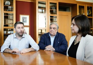 Ανδρουλάκης: Στις ευρωεκλογές να αποδοκιμαστεί η κυβέρνηση – Η ΝΔ περιφρονεί την αυτοδιοίκηση
