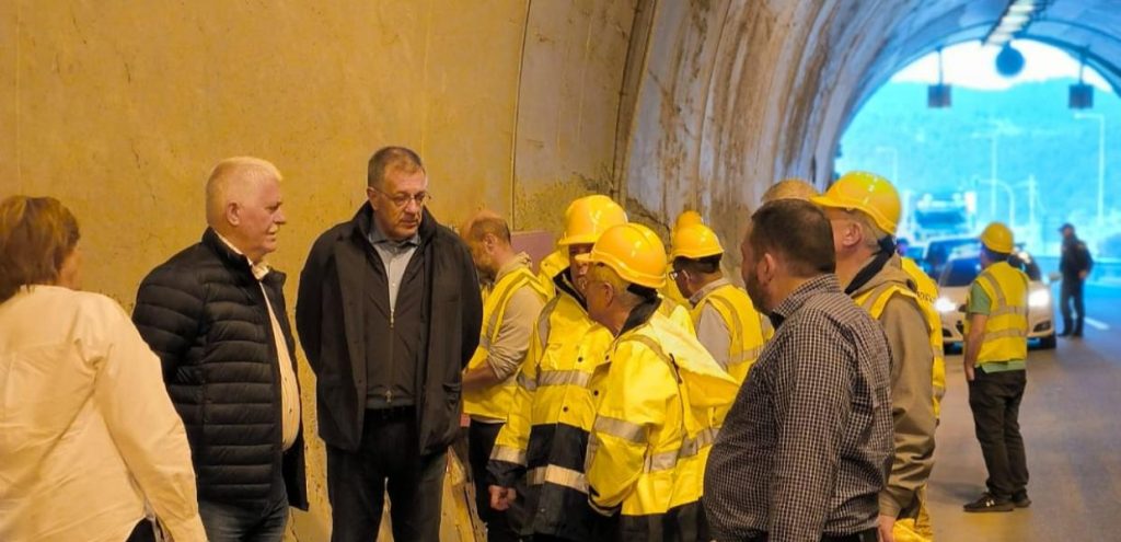 ΠΑΣΟΚ: Κυνική ομολογία του υφυπουργού Υποδομών για την ασφάλεια των πολιτών στη σήραγγα της Εγνατίας Οδού