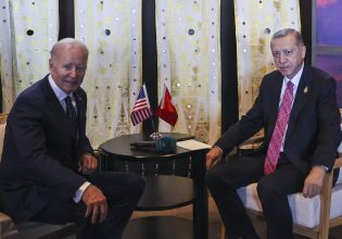 Αναβάλλει ο Ερντογάν την επίσκεψη στις ΗΠΑ και τη συνάντηση με τον Μπάιντεν;