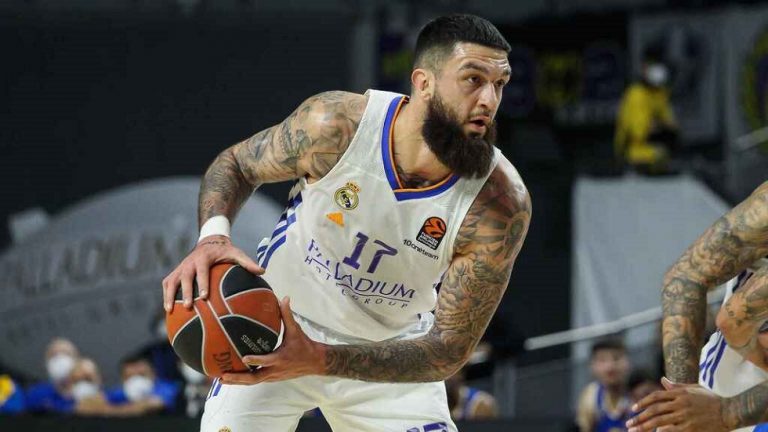 Ο Πουαριέ μένει ελεύθερος και μίλησε για το μέλλον του