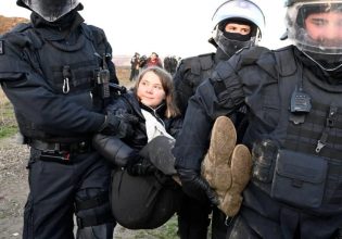 Ολλανδία: Η ακτιβίστρια για το κλίμα Γκρέτα Τούνμπεργκ τέθηκε υπό κράτηση δύο φορές σε διαδήλωση στη Χάγη