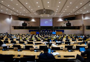 Σχοινάς: H καταψήφιση του Συμφώνου για το Μεταναστευτικό και το Άσυλο είναι ψήφος κατά της Ευρώπης των λύσεων