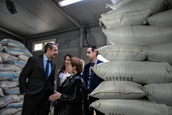 Μητσοτάκης: Ο κατώτατος μισθός έχει αυξηθεί αθροιστικά περισσότερο από τον πληθωρισμό