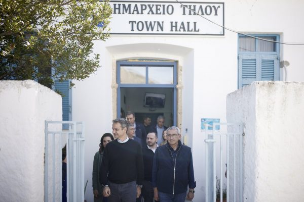 Μητσοτάκης από Τήλο: Αποδίδουμε μεγάλη σημασία σε έργα που κάνουν πράξη την κυκλική οικονομία