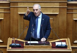 Άρση ασυλίας του Κυριάκου Βελόπουλου αποφάσισε η Βουλή
