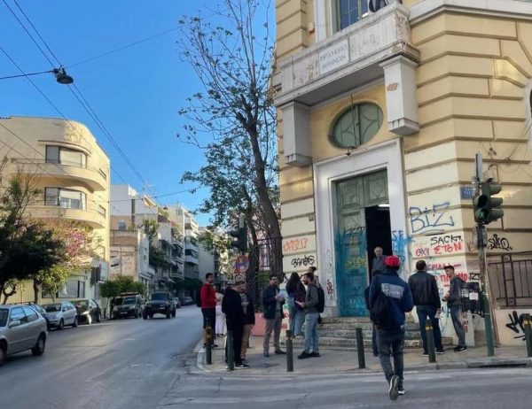 Στο σχολείο των μαθητών που αποβλήθηκαν λόγω των Τεμπών η Νέα Αριστερά