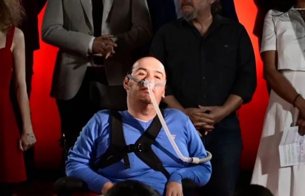 ΣΥΡΙΖΑ: Ο Κωνσταντίνος Σιδηρόπουλος αντικαθιστά τον Παπανώτα στο ευρωψηφοδέλτιο