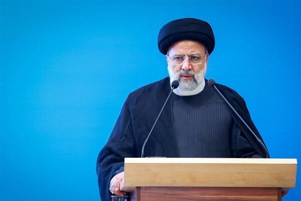 Ιράν: Οι κυρώσεις δεν οδηγούν πουθενά είπε ο πρόεδρος Ραΐσι σε έκθεση οπλικών συστημάτων
