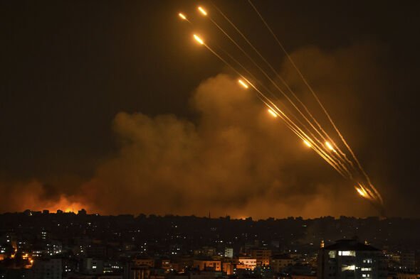 Ισραήλ: «Οι σειρήνες χτυπούσαν ασταμάτητα, ακούγαμε εκρήξεις και μαχητικά» - Μαρτυρίες Ελλήνων κατοίκων