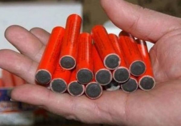 Εντατικοί έλεγχοι της Αστυνομίας για διακίνηση κροτίδων και βεγγαλικών ενόψει Πάσχα