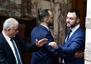 Βουλή: Στο αυτόφωρο έστειλε ο Τασούλας τον πρώην βουλευτή των Σπαρτιατών μετά το πρωτοφανές επεισόδιο