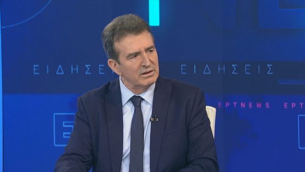 Χρυσοχοΐδης: Όταν χάνεται μια ζωή, τίποτα δεν είναι καλώς καμωμένο – Συμφωνώ με τον όρο γυναικοκτονία, αλλά…