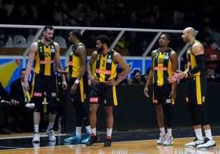 Δεν βρέθηκε λύση στη συνάντηση με τον Αγγελόπουλο – Συνεχίζουν την αποχή οι παίκτες της ΑΕΚ