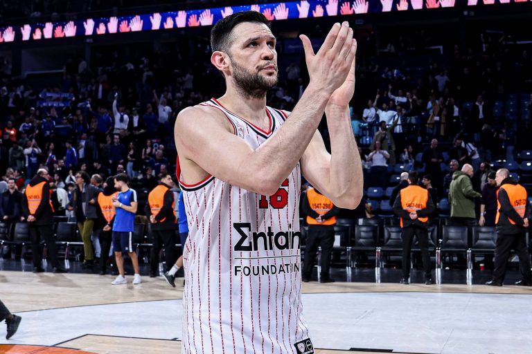 Παπανικολάου: «Είμαι περήφανος για το πώς εξελίχθηκε η καριέρα μου»